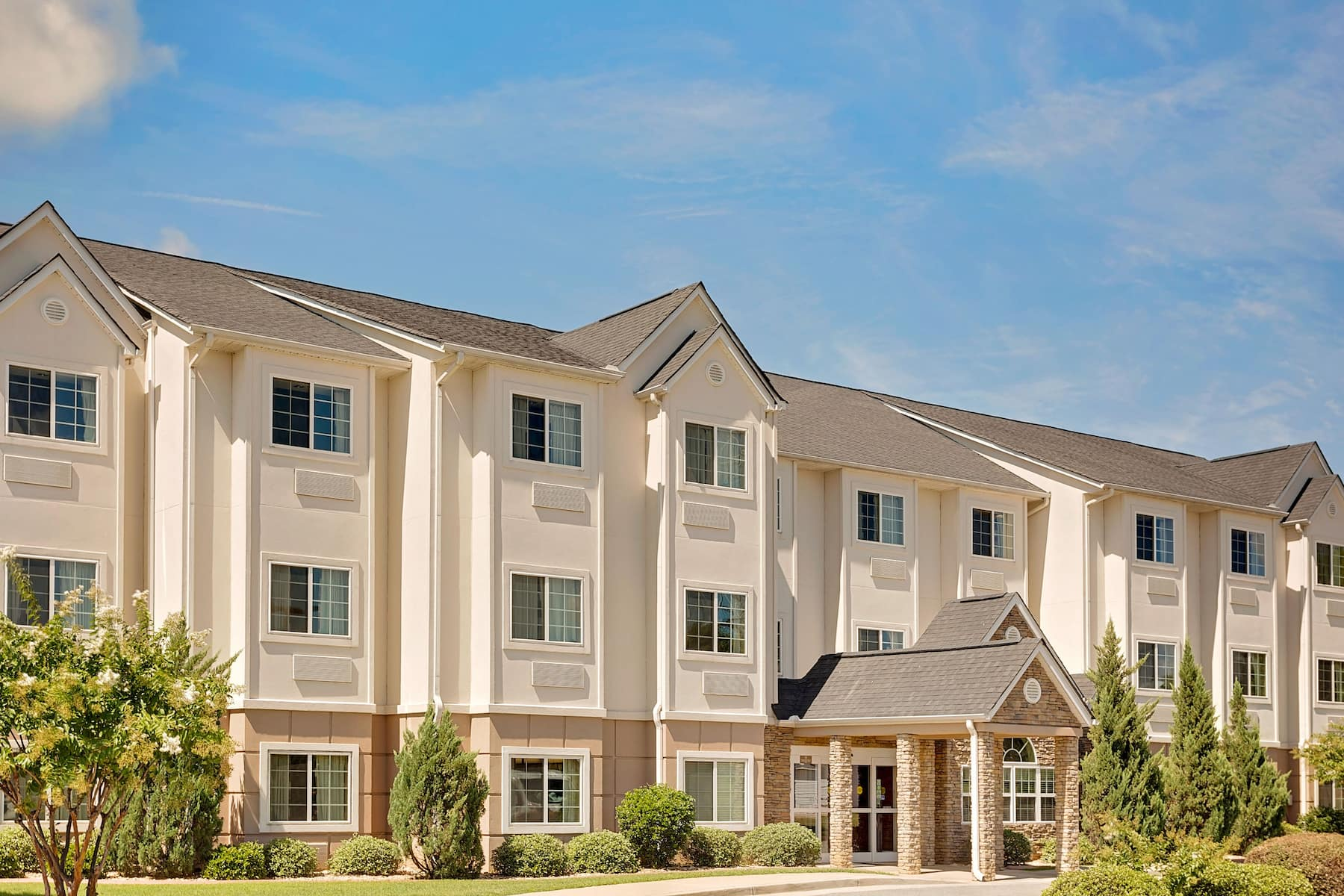 Microtel Inn & Suites by Wyndham Perry Exterior Full Bleed